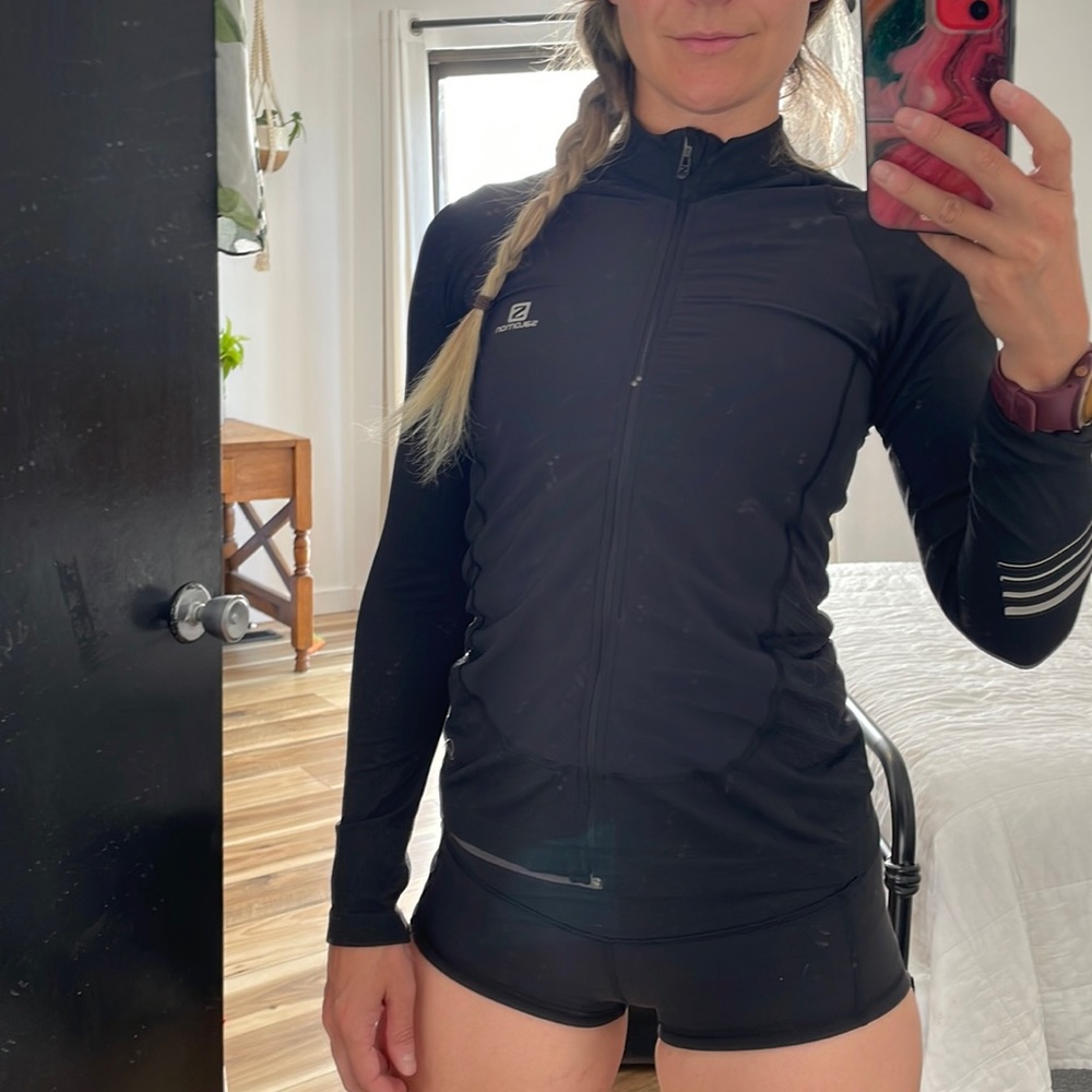 Salomon super technical running biking full zip jacket/ size medium or small